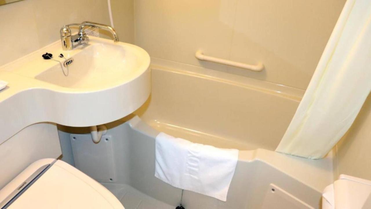 Toyoko Inn Saitama Toda Koen Eki Nishi Guchi ภายนอก รูปภาพ